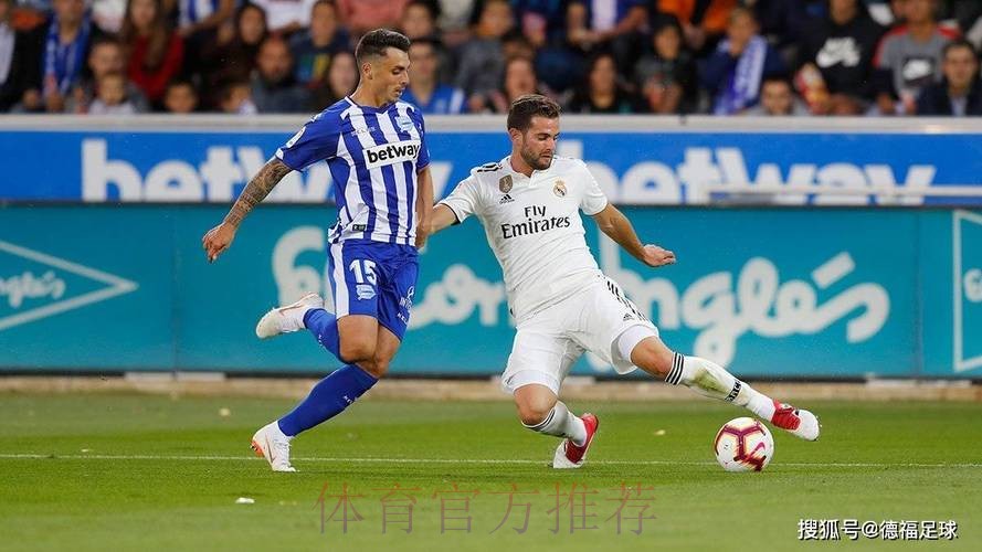 西甲-皇马1-0绝杀阿拉维斯 纳乔染红巴斯克斯制胜 西甲-皇马1-0绝杀阿拉维斯 纳乔染红巴斯克斯制胜