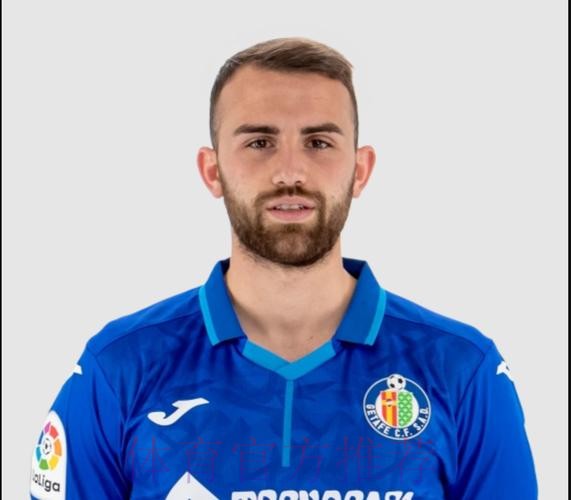 马约拉尔非常接近加盟赫塔费 转会费1000万左右 马约拉尔非常接近加盟赫塔费 转会费1000万左右